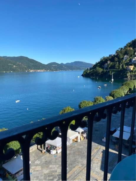 Appartement Mansarda Amore à Cannobio Extérieur photo