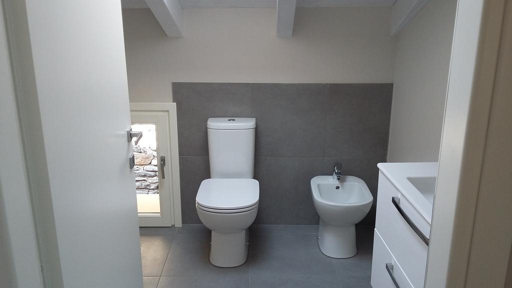 Appartement Mansarda Amore à Cannobio Extérieur photo