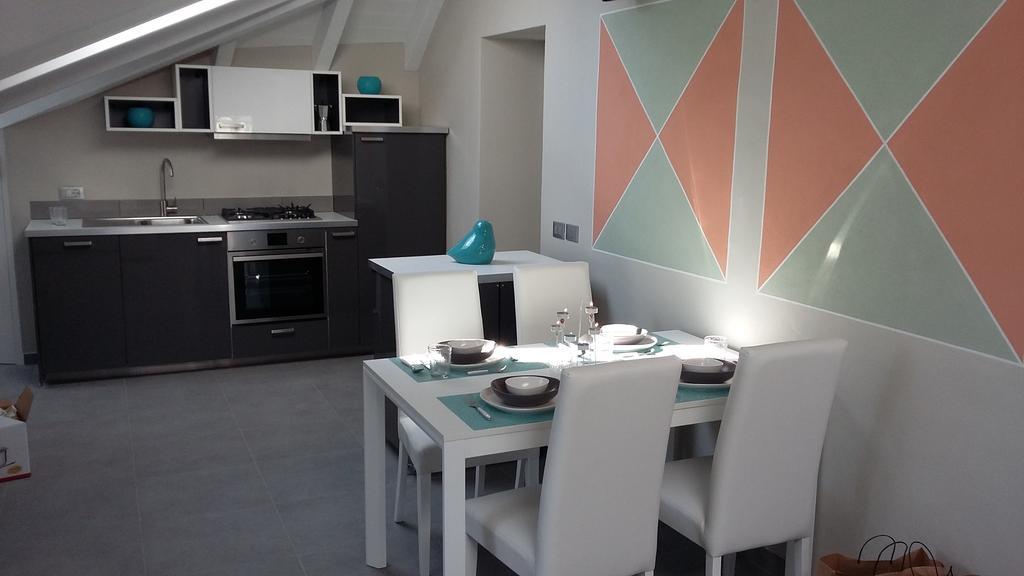 Appartement Mansarda Amore à Cannobio Extérieur photo